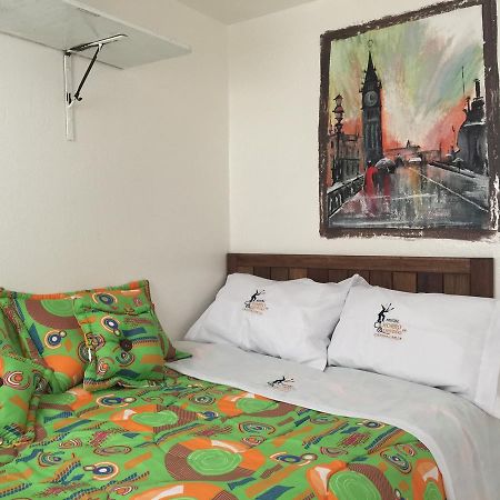 Hostal Chorro De Quevedo Bogota Luaran gambar