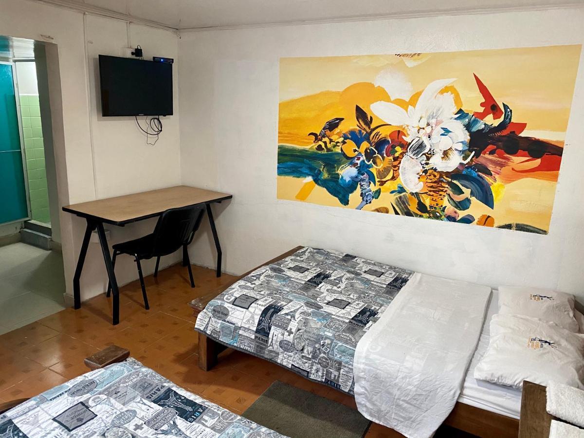 Hostal Chorro De Quevedo Bogota Luaran gambar