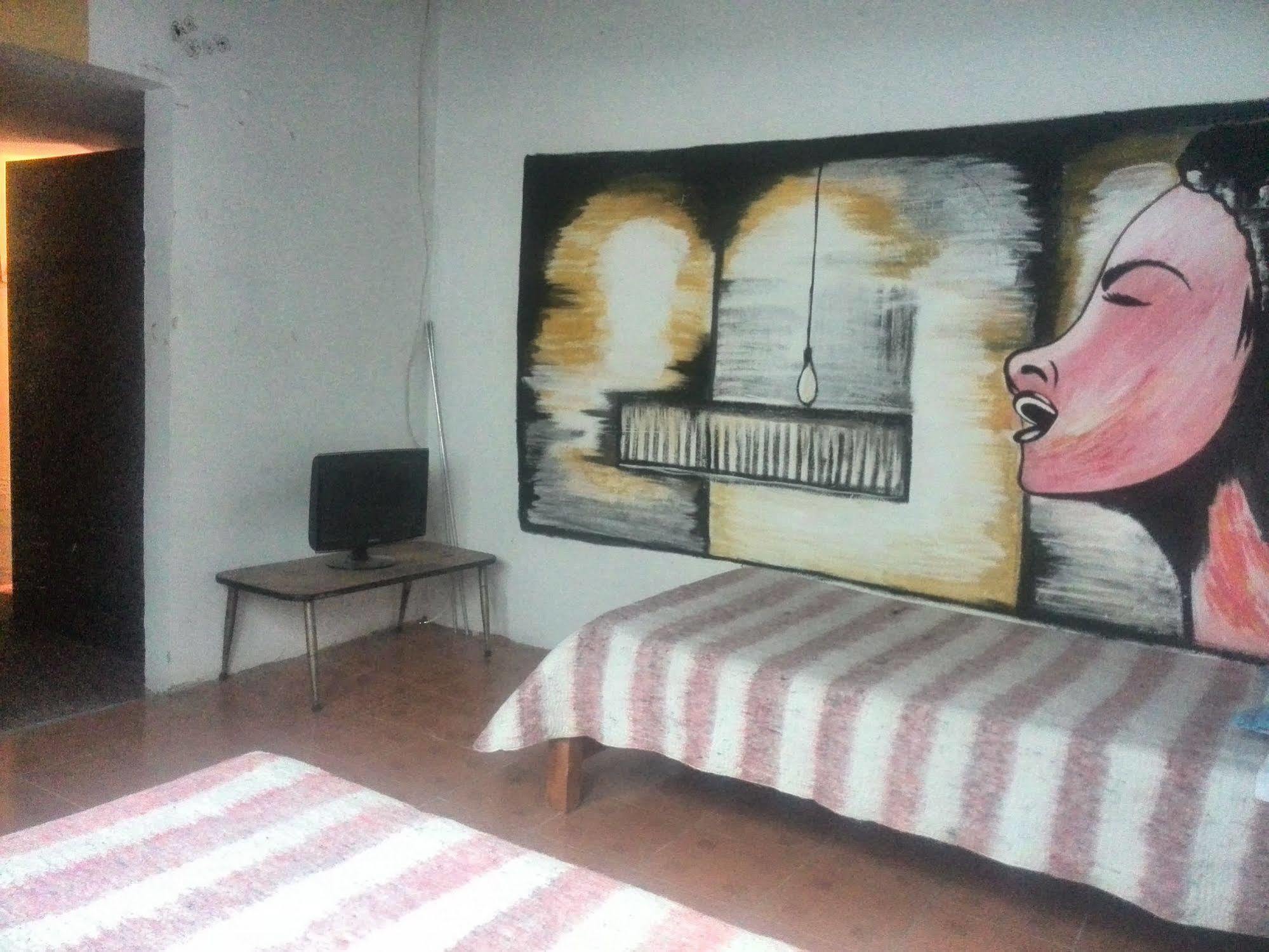 Hostal Chorro De Quevedo Bogota Luaran gambar